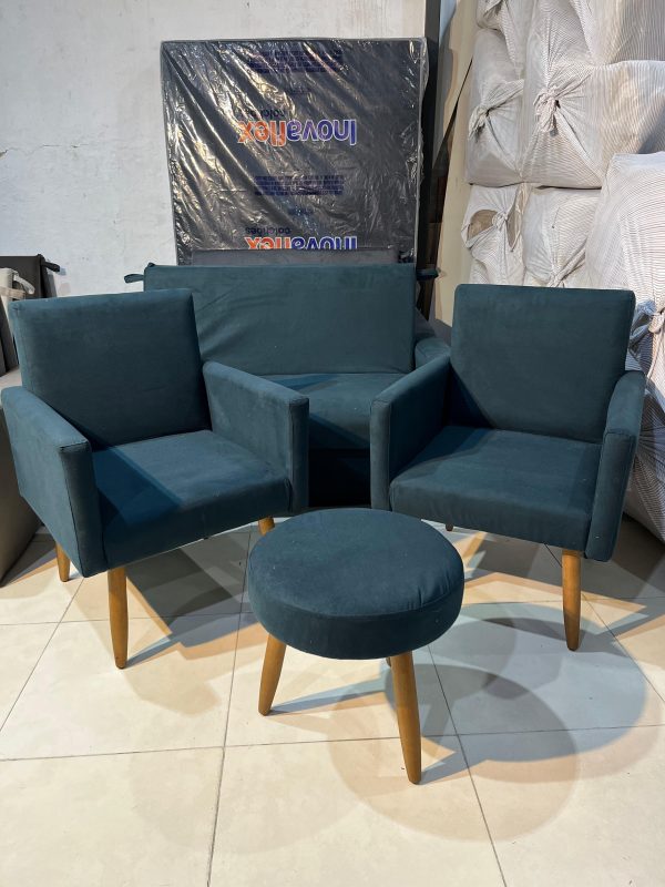 Conjunto 2 Poltronas Dalas e 01 Puff Veludo Azul Light 257