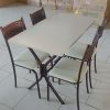 Mesa Atlanta Base Cabo Frio Marrom Tampo Pedra Off 100x60 4 Cadeiras Assento Creme - Teixeira