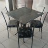 Mesa Quadrada Ipanema 75 x75 Granito com 4 Cadeiras Rio Martelada Preto Lirio -Teixeira
