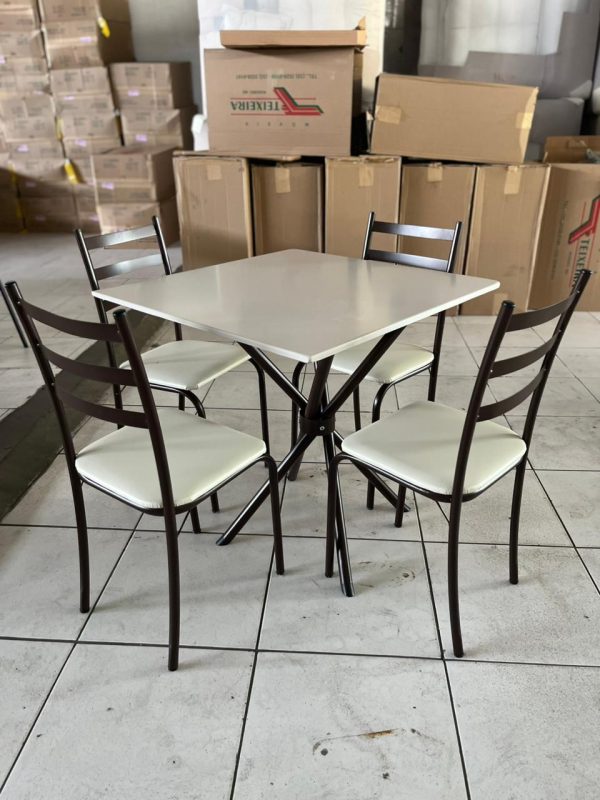 Mesa Marabá Base Ipanema Marrom Tampo Quadrada Pedra Off 75x75 4 Cadeiras Assento Creme - Teixeira